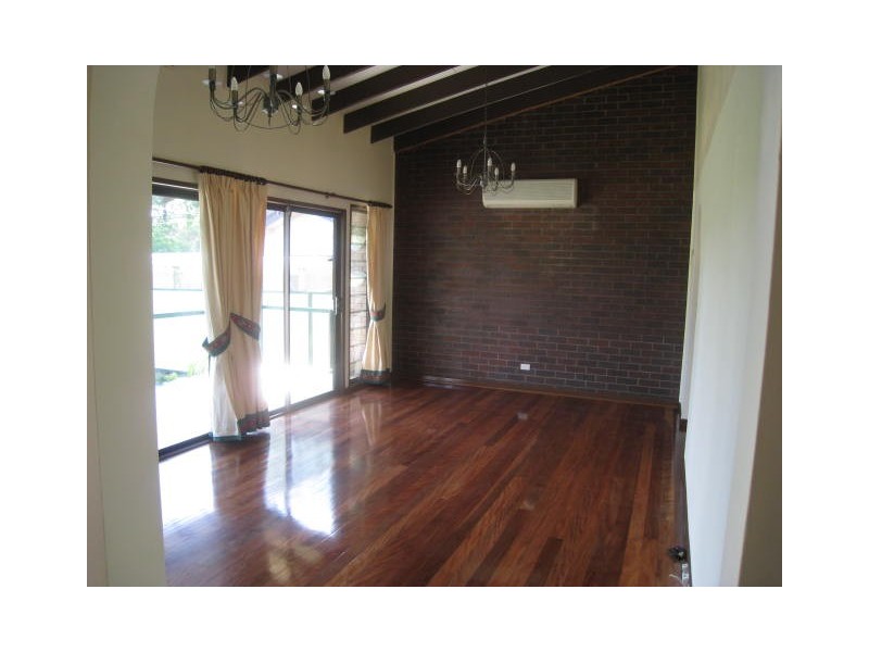 64 Paradise Road, Slacks Creek QLD 4127