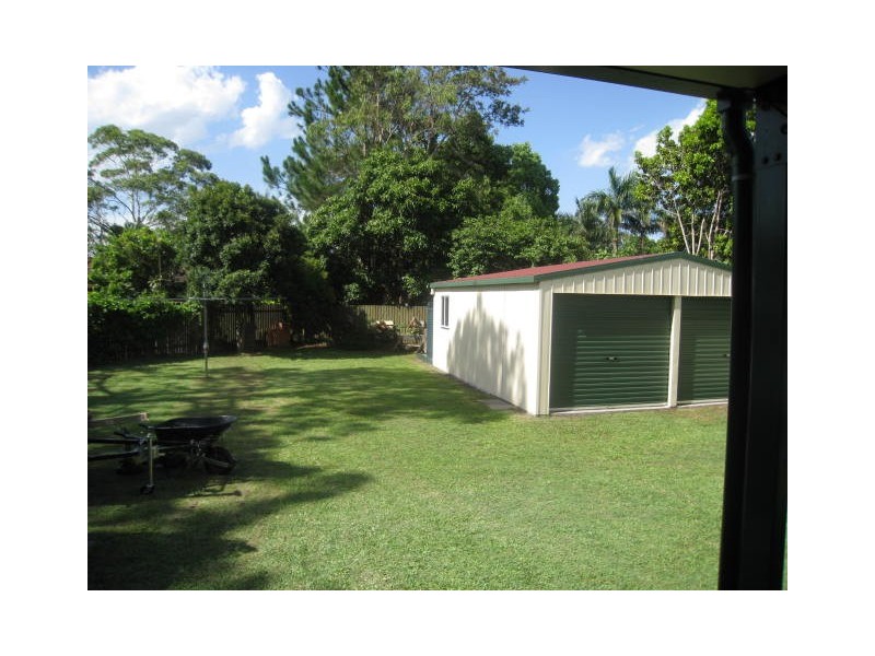 64 Paradise Road, Slacks Creek QLD 4127