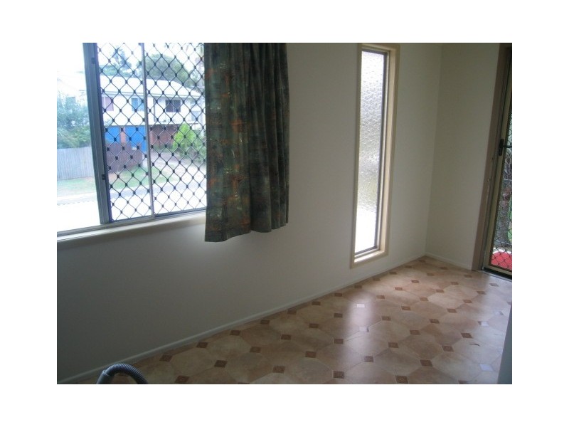 7 Chestnut Street, Logan Central QLD 4114