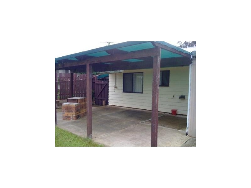 4  Gurley Street, Eagleby QLD 4207