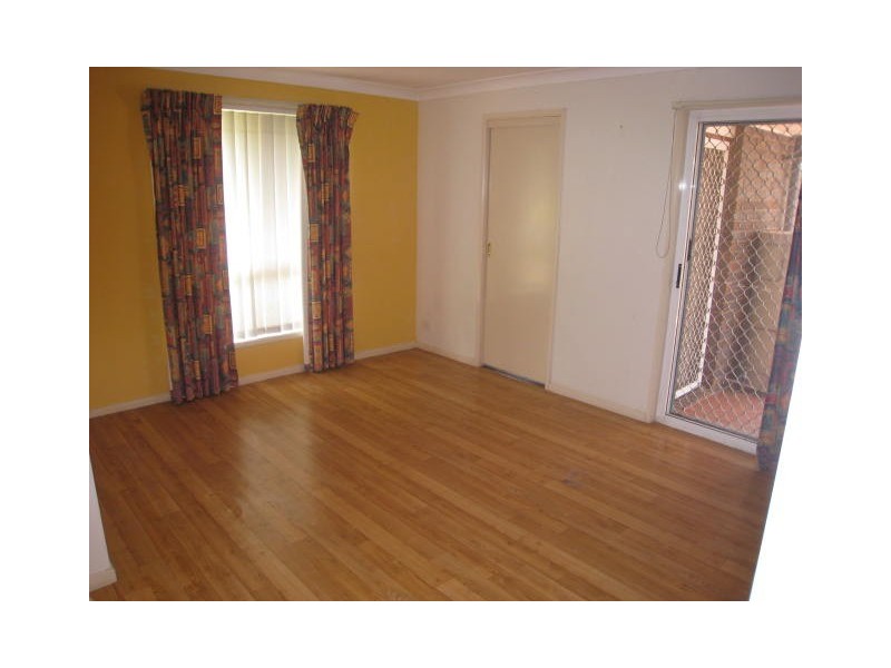 15 Buttercup Close, Meadowbrook QLD 4131