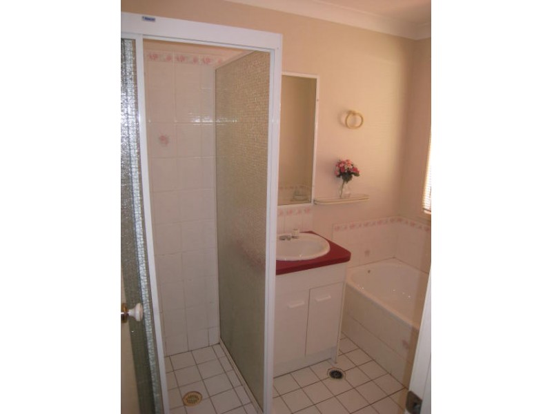 15 Buttercup Close, Meadowbrook QLD 4131