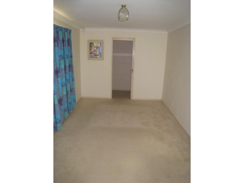 15 Buttercup Close, Meadowbrook QLD 4131