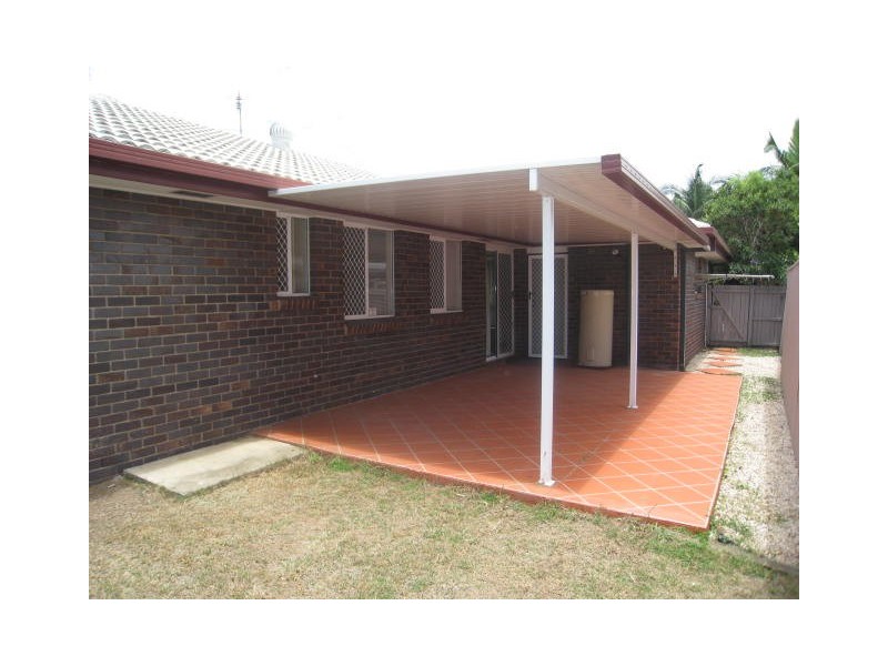 15 Buttercup Close, Meadowbrook QLD 4131