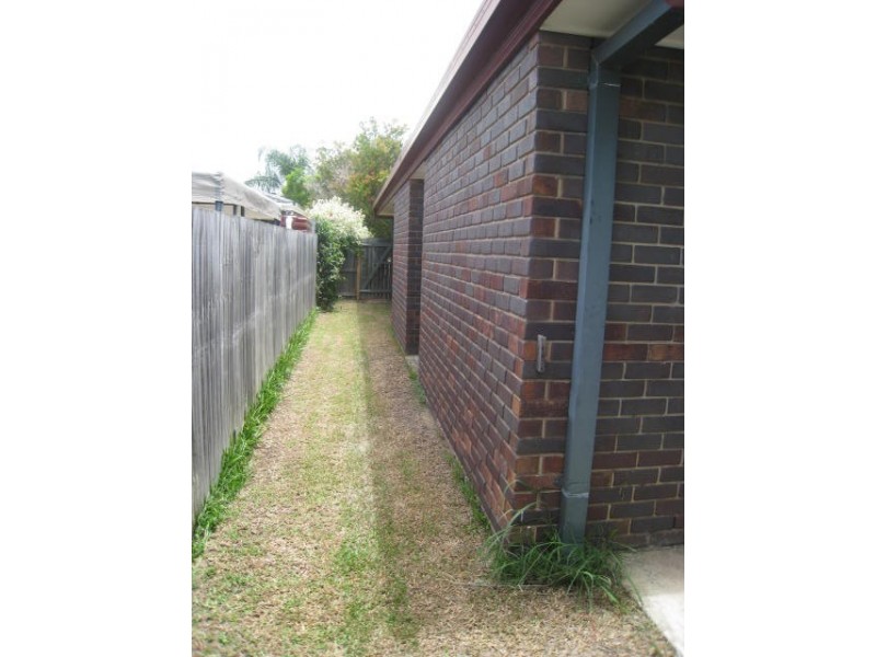 15 Buttercup Close, Meadowbrook QLD 4131