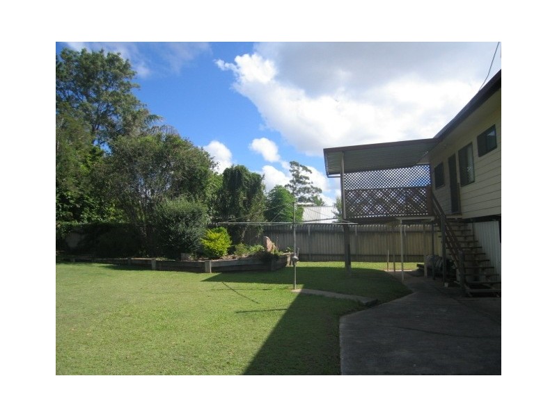 293 Third Avenue, Kingston QLD 4114