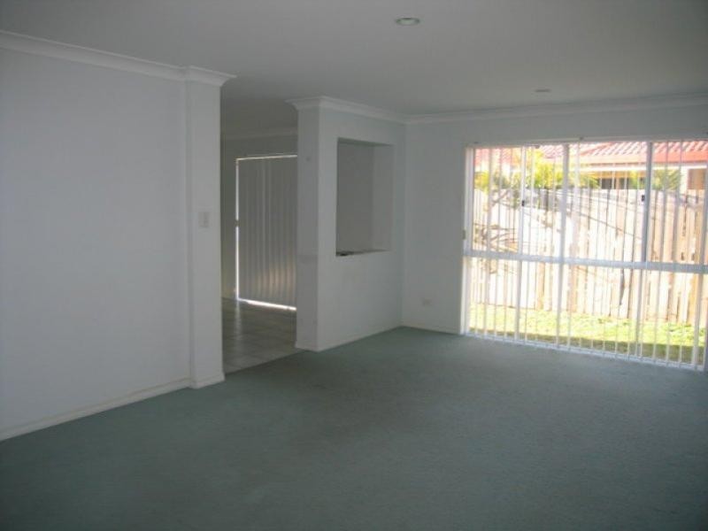 42 Allenby Drive, Meadowbrook QLD 4131