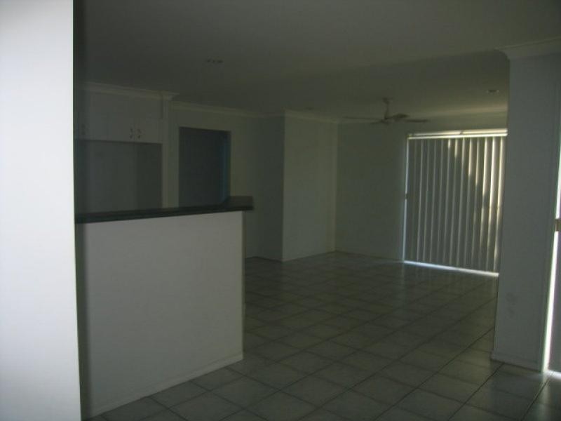 42 Allenby Drive, Meadowbrook QLD 4131