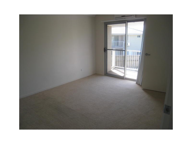 19/116 Station Road, Loganlea QLD 4131