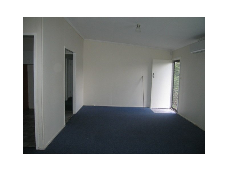 11 Dol Street, Woodridge QLD 4114