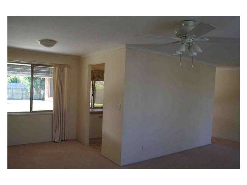 33 Tansey Drive, Tanah Merah QLD 4128