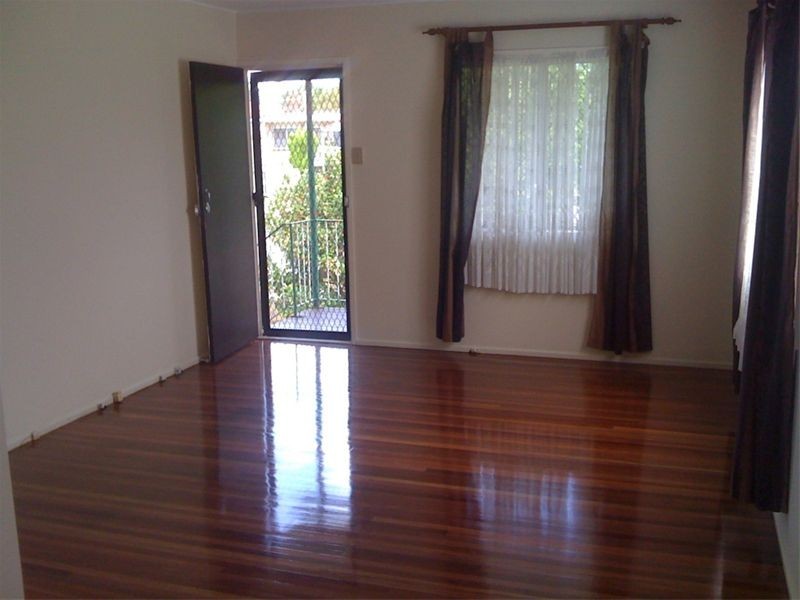 27 Douglas Street, Woodridge QLD 4114