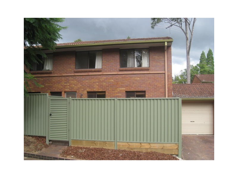 42/123 Hall Road, Springwood QLD 4127