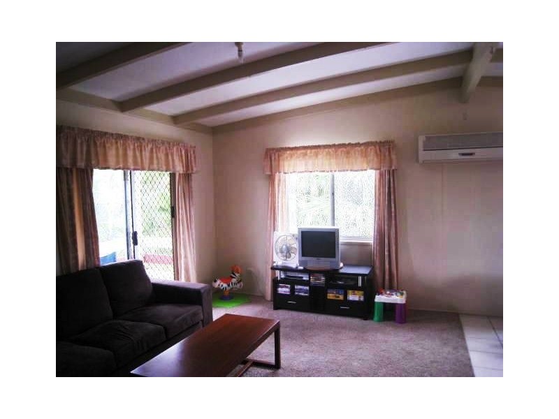 201 Station Road, Woodridge QLD 4114