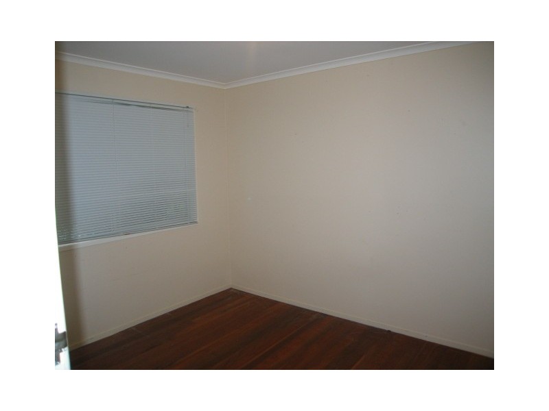 74 Mayes Avenue, Kingston QLD 4114