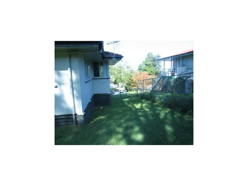 14 Henty Street, Woodridge QLD 4114