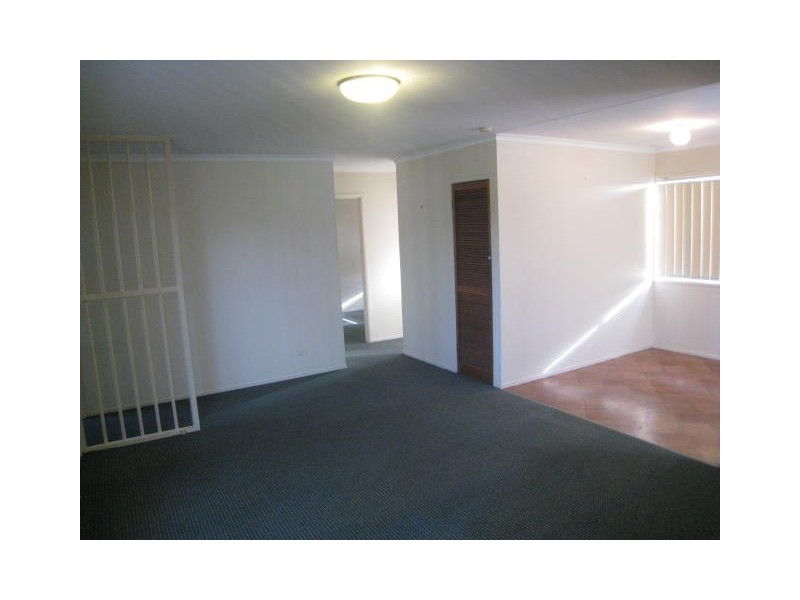 10 Naroo Street, Logan Central QLD 4114