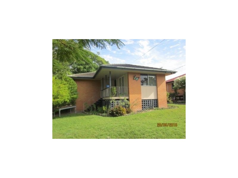 16 Reign Street, Kingston QLD 4114