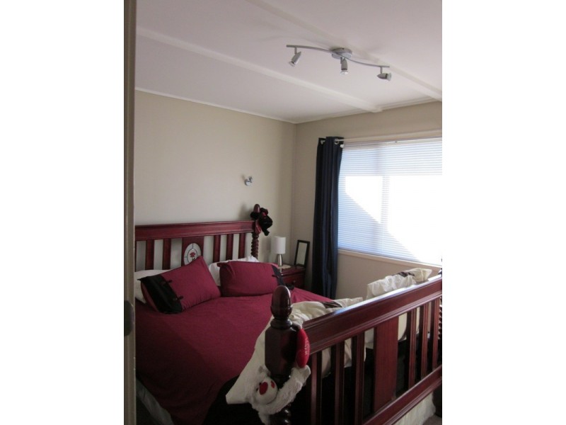8 Melwood Street, Eagleby QLD 4207