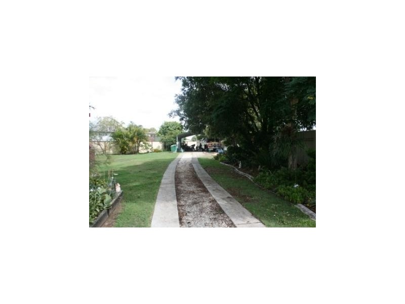 13 Lacebark Street, Crestmead QLD 4132