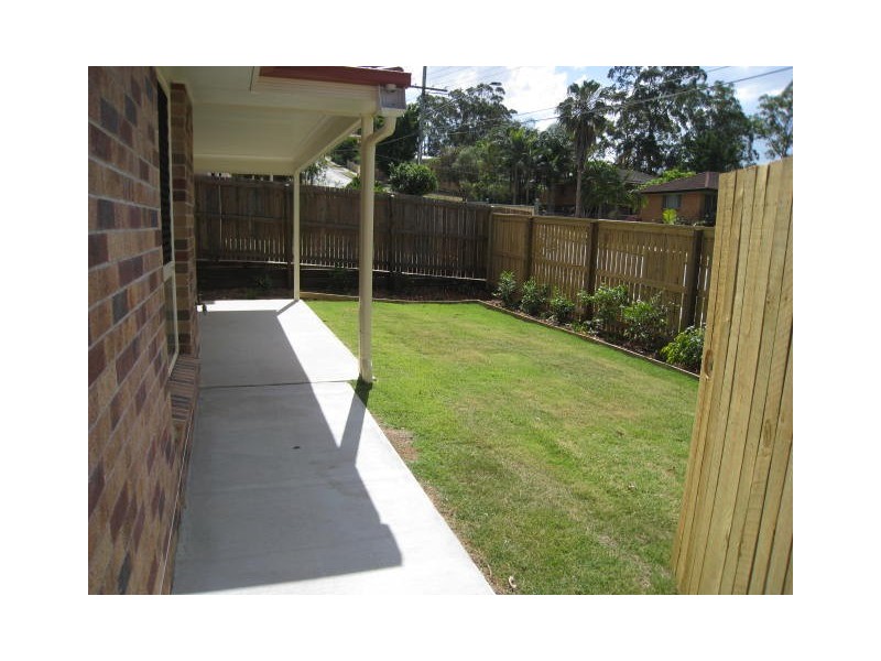 2/47 Queens Road, Kingston QLD 4114