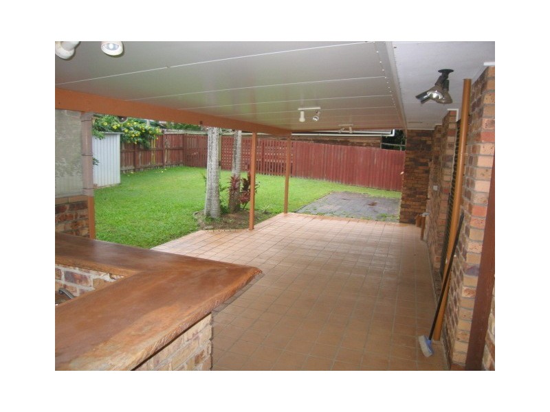 17 Oxley Circuit, Daisy Hill QLD 4127