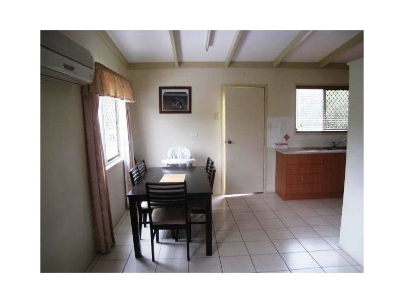 201 Station Road, Woodridge QLD 4114