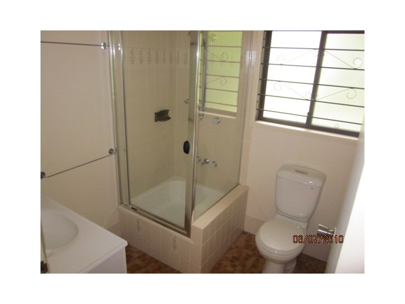 2/25 Chatswood Road, Daisy Hill QLD 4127