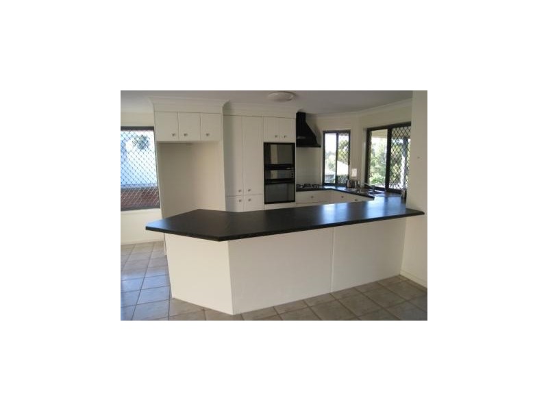 44 Bayview Drive, Tanah Merah QLD 4128