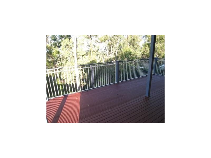 44 Bayview Drive, Tanah Merah QLD 4128