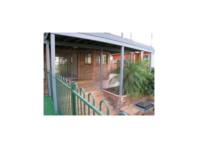 44 Bayview Drive, Tanah Merah QLD 4128