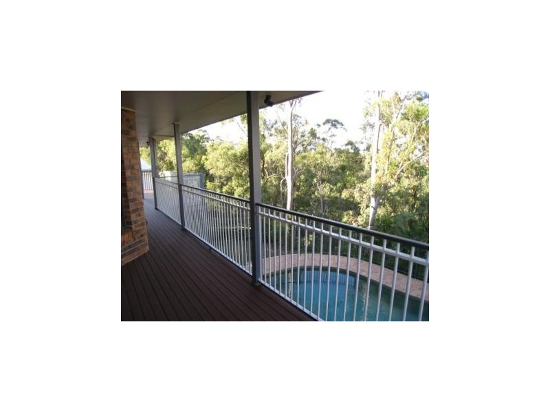 44 Bayview Drive, Tanah Merah QLD 4128