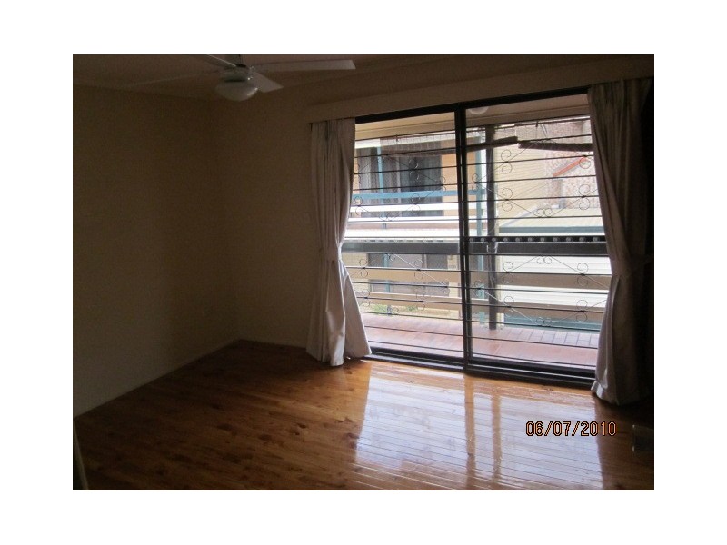 2/25 Chatswood Road, Daisy Hill QLD 4127