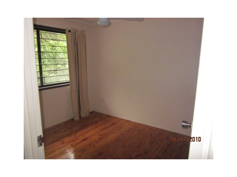 2/25 Chatswood Road, Daisy Hill QLD 4127