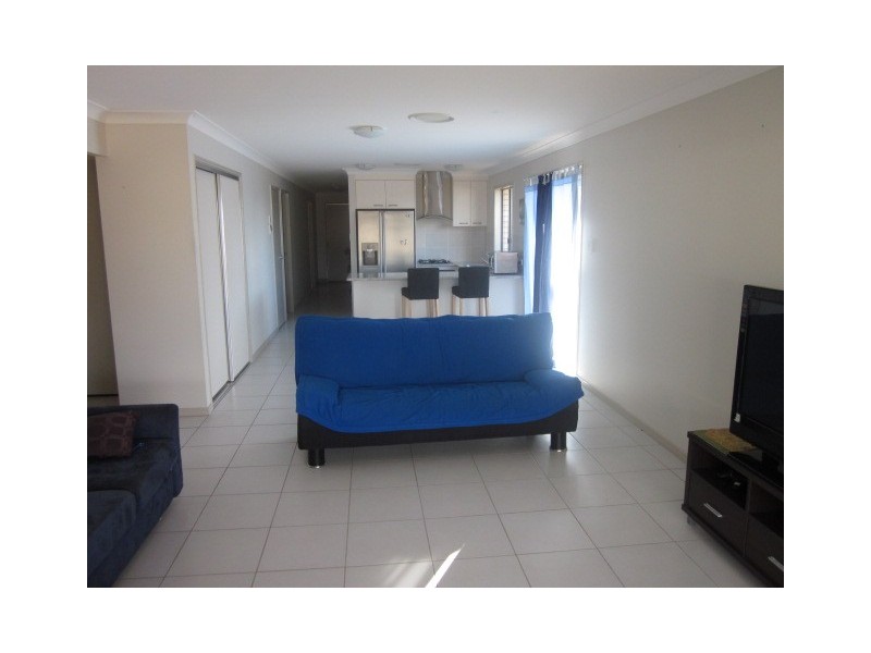 32 Juniper Street, Heathwood QLD 4110