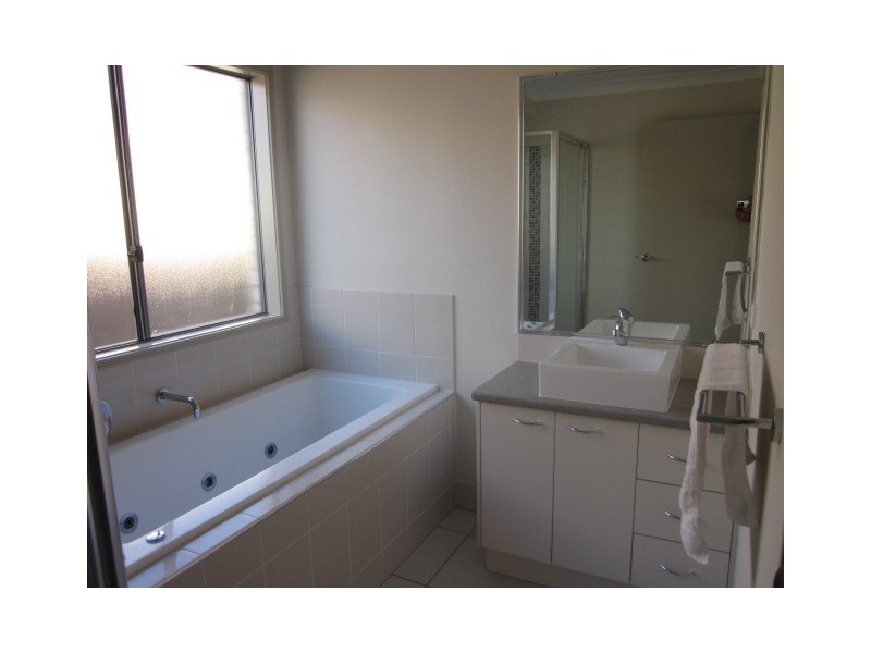 32 Juniper Street, Heathwood QLD 4110