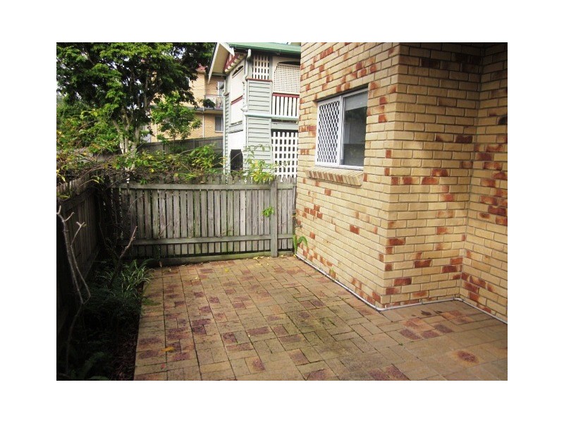 1/34 Pembroke Road, Coorparoo QLD 4151