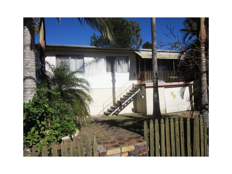 13 Maple Street, Kingston QLD 4114