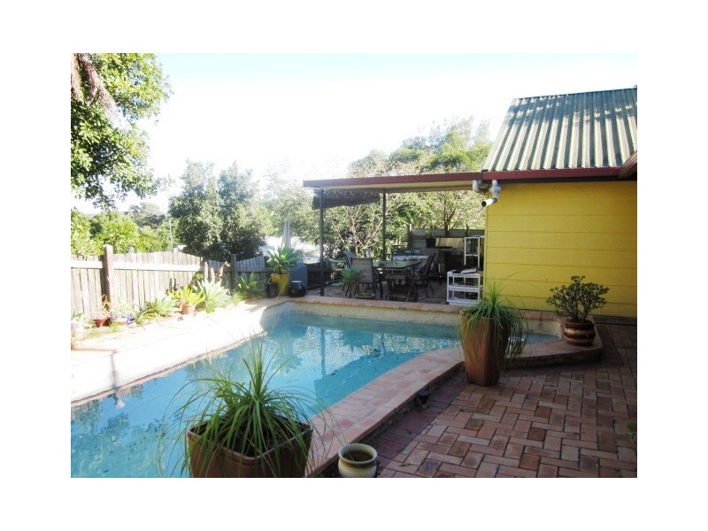 201 Springwood Road, Springwood QLD 4127