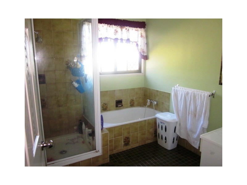 201 Springwood Road, Springwood QLD 4127