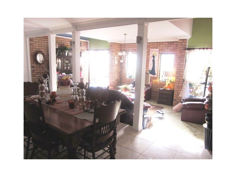 201 Springwood Road, Springwood QLD 4127