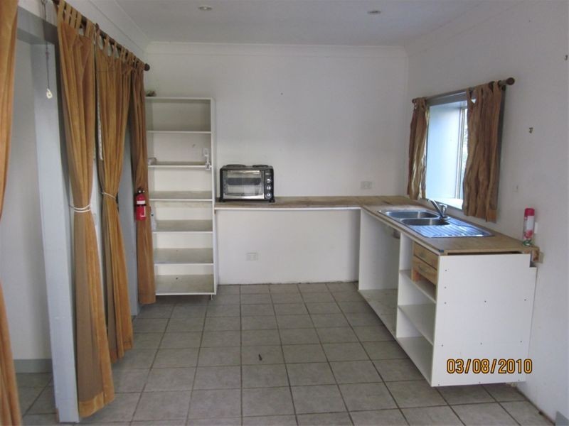 16 KENNY STREET, Woodridge QLD 4114