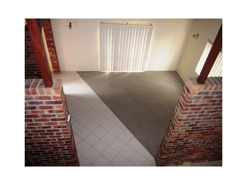 44 Jilbard Drive, Springwood QLD 4127