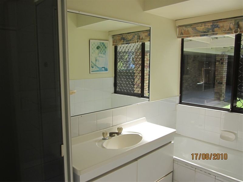 3 Bera Court, Shailer Park QLD 4128