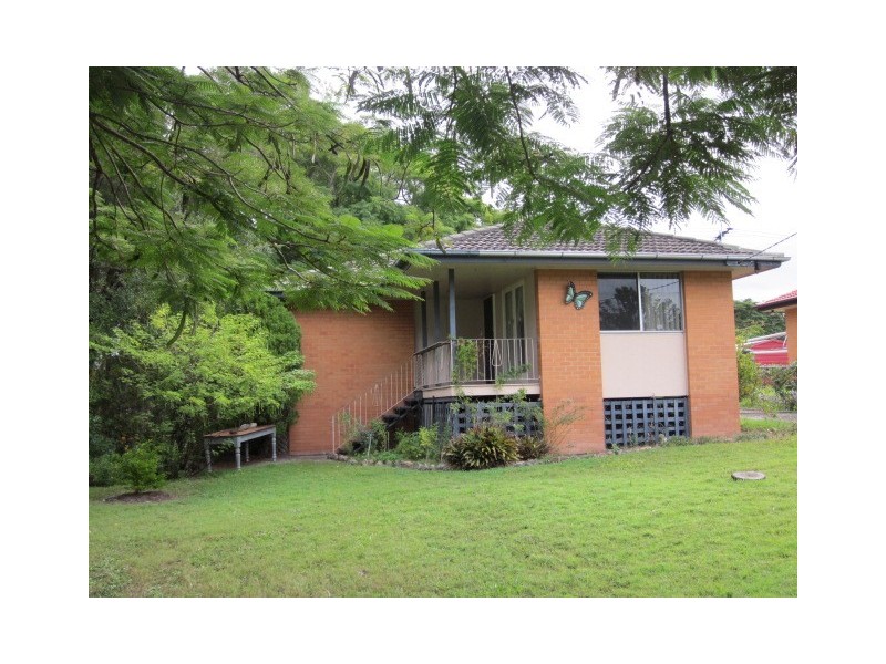 16 Reign Street, Kingston QLD 4114