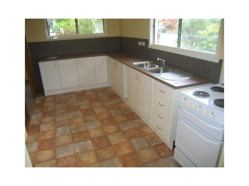 19 Reign Street, Kingston QLD 4114