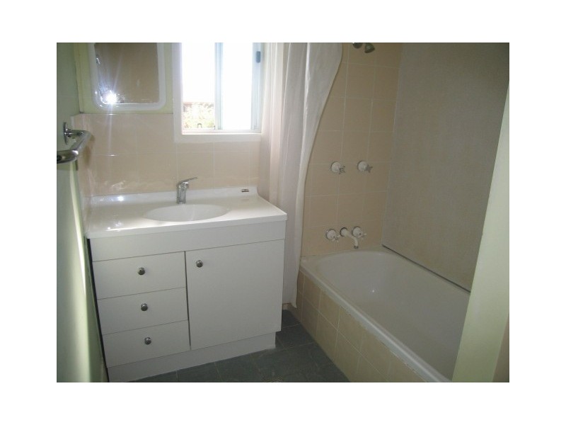 18 Romilda Street, Woodridge QLD 4114