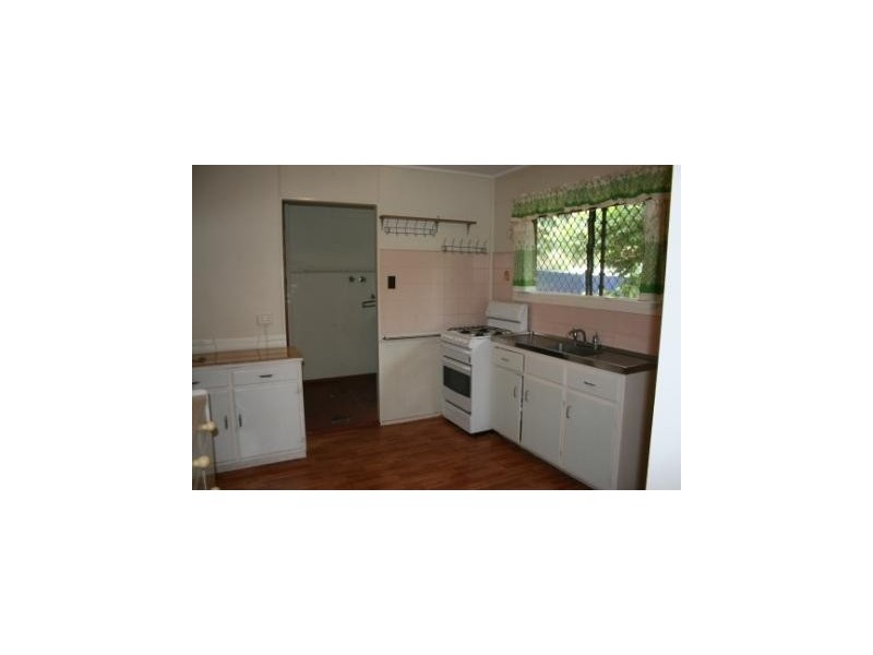 77 Ellen Street, Logan Central QLD 4114