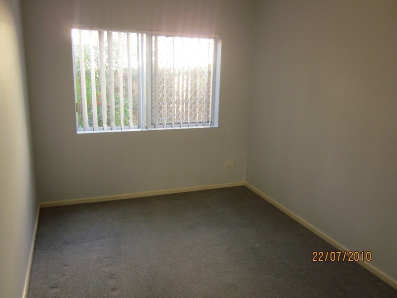 1  /  34 PEMBROKE ROAD, Coorparoo QLD 4151