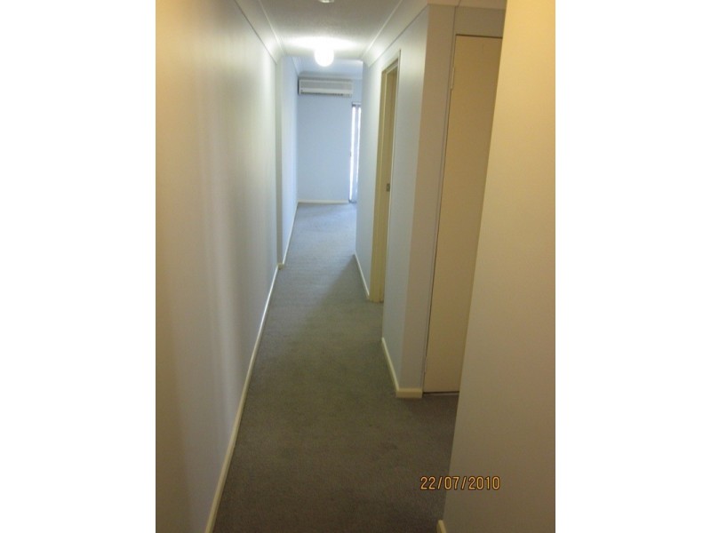 1  /  34 PEMBROKE ROAD, Coorparoo QLD 4151